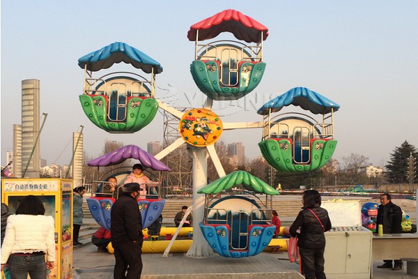 giant ferris wheel landmark